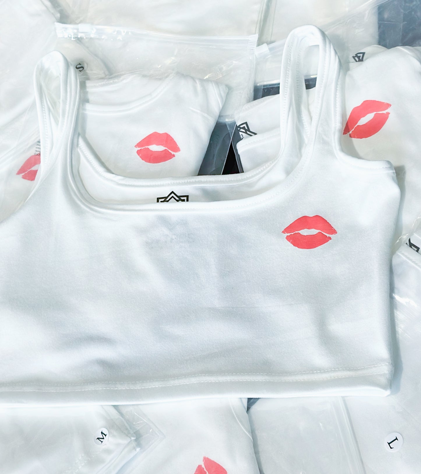Kiss Print crop top