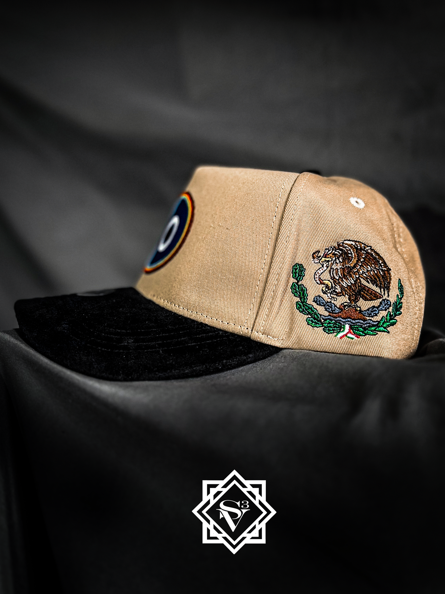 EYE HAT (OJO AZUL)