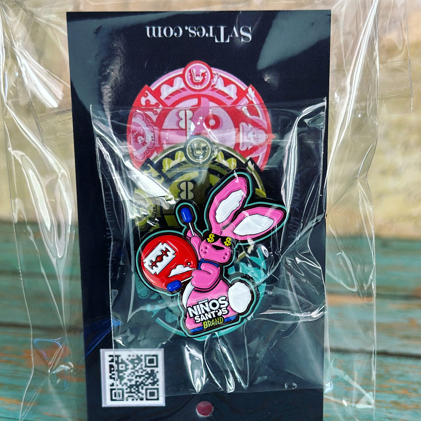 Energizer bunny hat pin