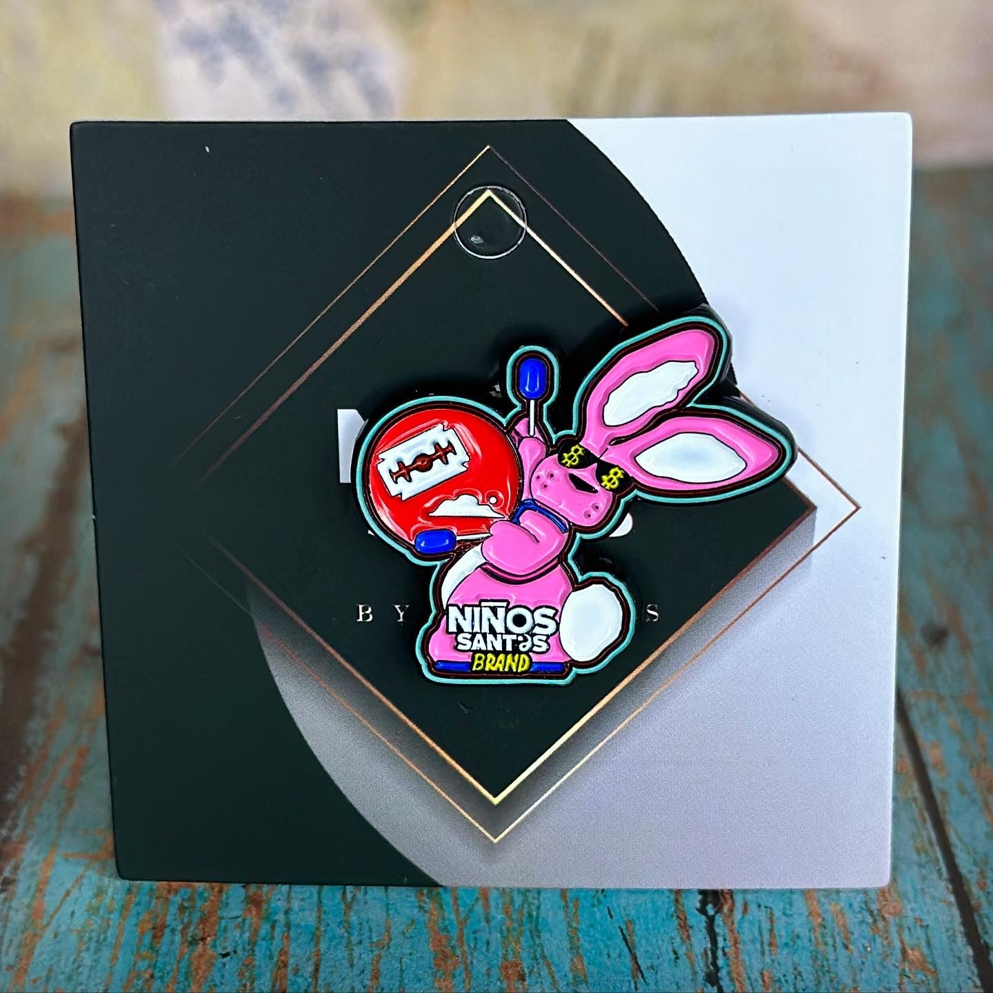 Energizer bunny hat pin