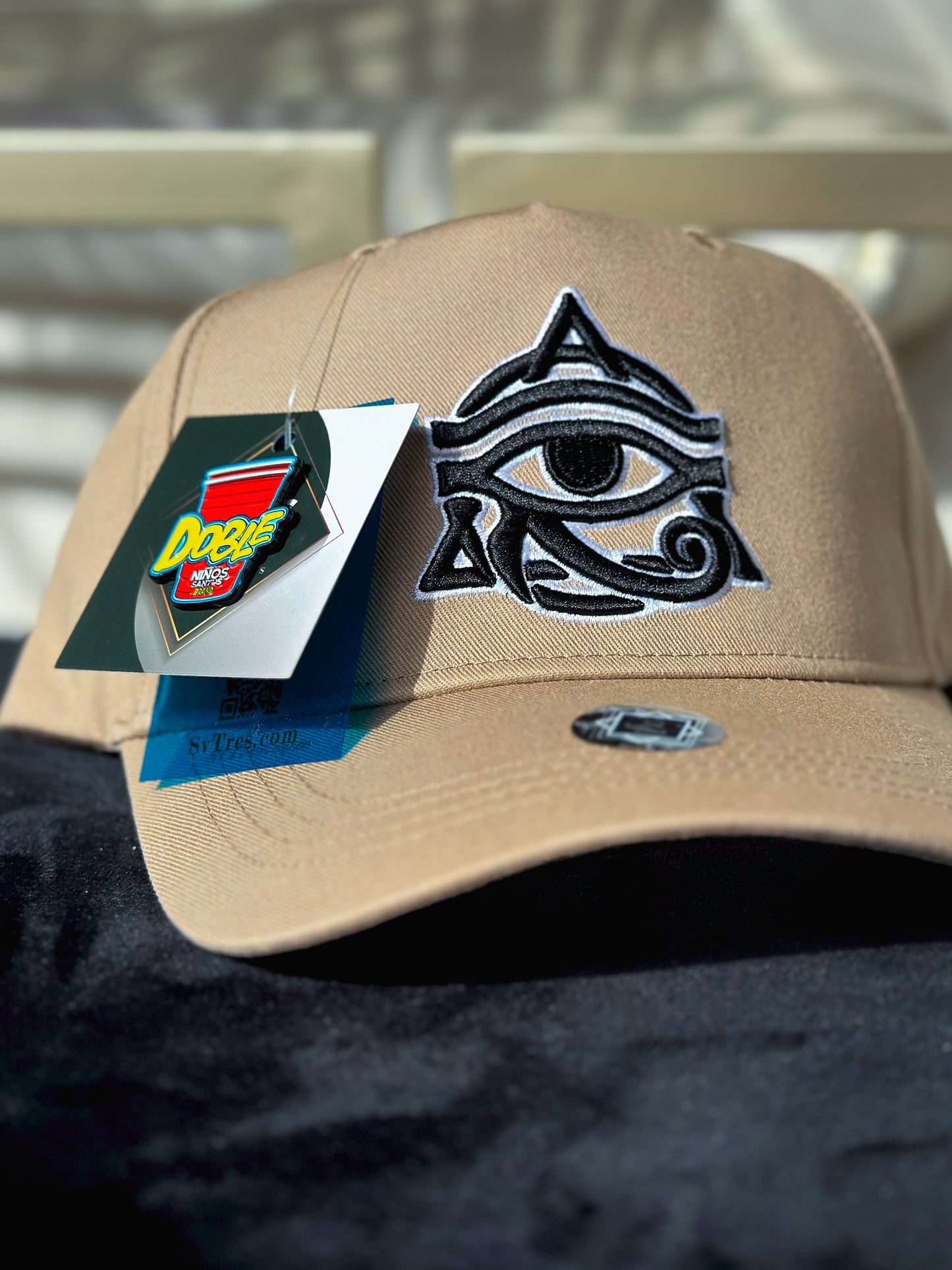Hurus Eye hat